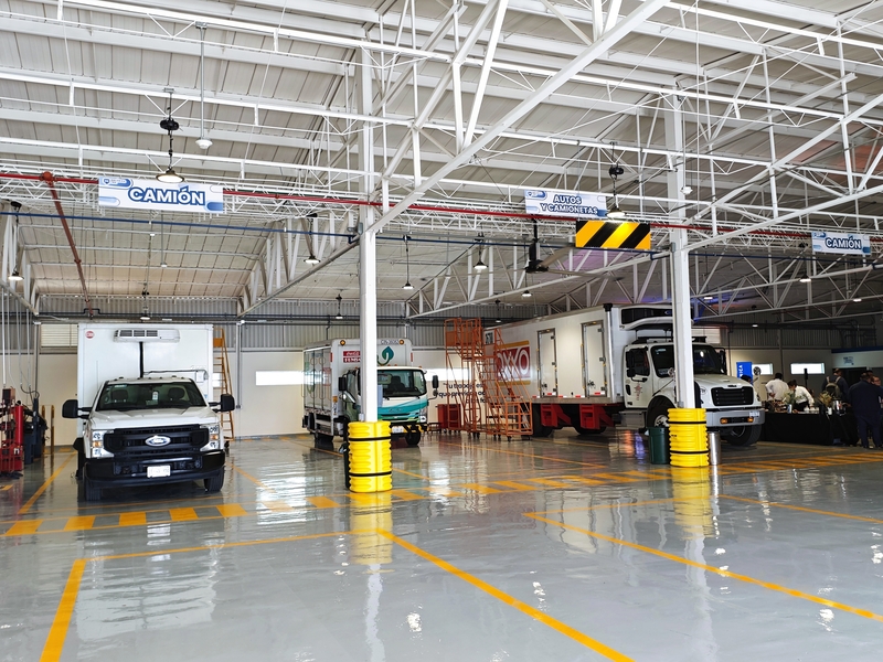 FEMSA expande división de servicios de flota Mecánica Tek en la CDMX